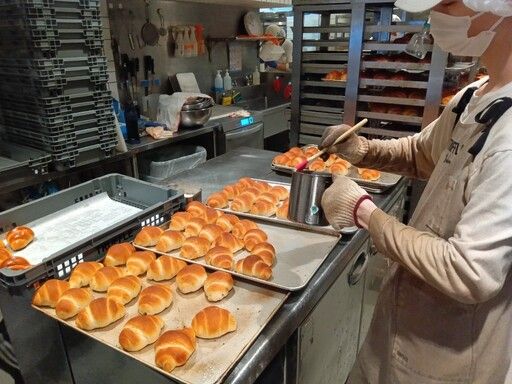 Truffle BAKERY 大阪鷺洲ファクトリー