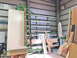 株式会社秀和創建/【家具の工場内組立スタッフ】未経験歓迎◆経験者優遇◆女性活躍中
