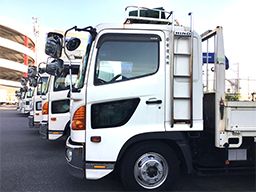 若葉運送　株式会社