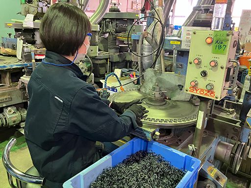 株式会社妻倉スプリング工業