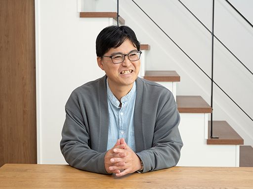 株式会社 アカラ