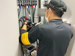 株式会社TTS 株式会社TTS