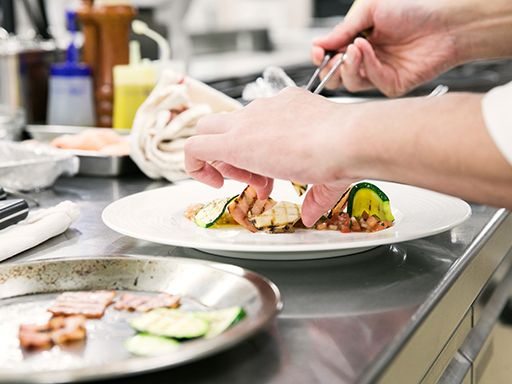 株式会社 樹と葉っぱ