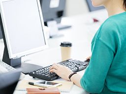 青伸産業運輸株式会社　豊田営業所