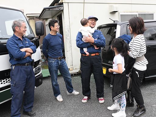 有限会社　こもれび運送　本社