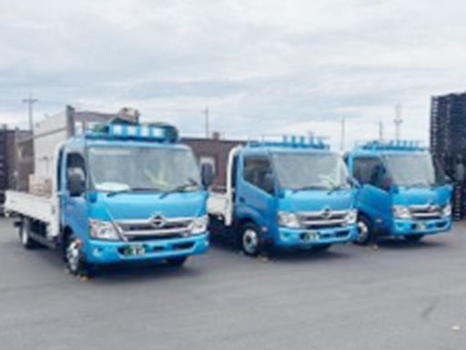 青伸産業運輸株式会社/【物流会社の３ｔドライバー】未経験歓迎◆経験者優遇