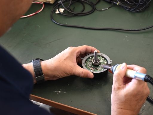 三和電機　株式会社