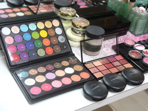 フォトスタジオ　Sharaku　岩瀬スタジオ