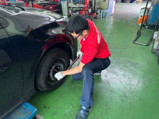 株式会社　柴山タイヤ商会