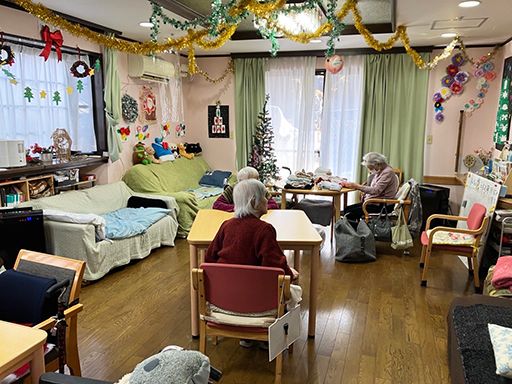 住宅型有料老人ホーム　ゆうらくさんち