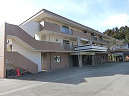 社会福祉法人　泉会　日の出舎