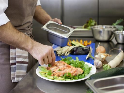 UTエージェント株式会社 北日本《Aajh1C》