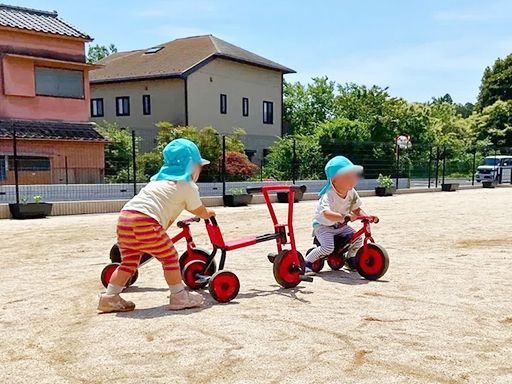 株式会社アンフィニ