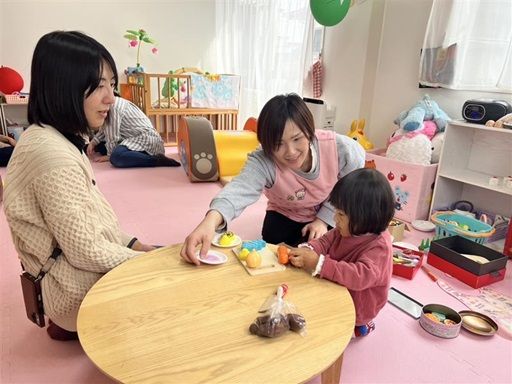 かるがも保育園　子育て支援センター　こがも