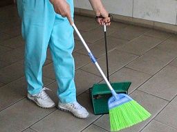 有限会社新栄商工