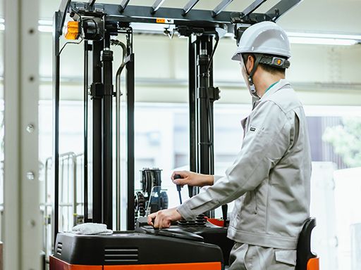 田口運送株式会社　日野営業所