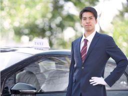 株式会社　共進