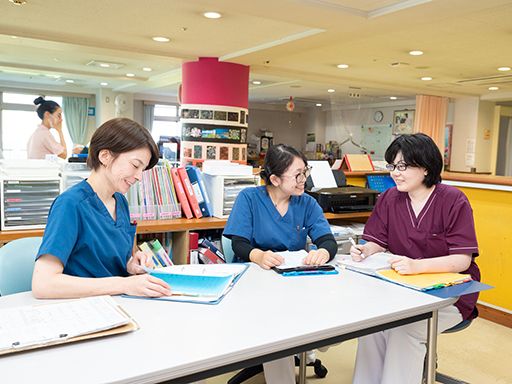 医療法人社団　秀仁会　介護老人保健施設　さくら