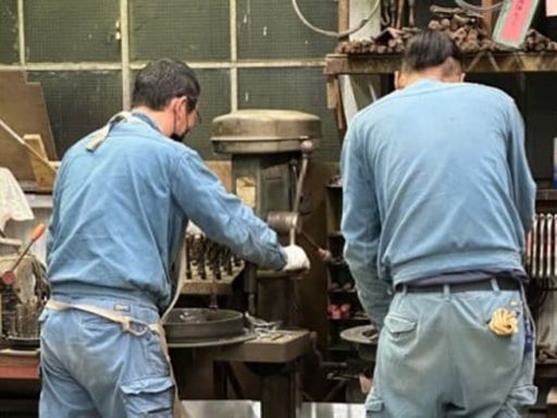 ※撮影のためヘルメットを未着用です。