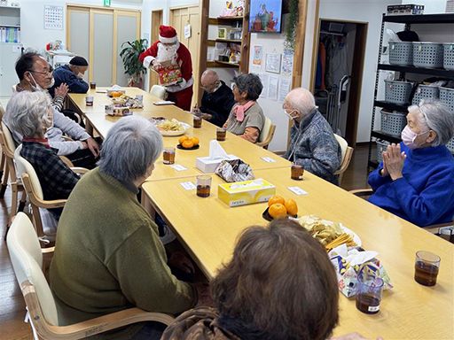 ジンロン株式会社　デイサービス元気ハウス