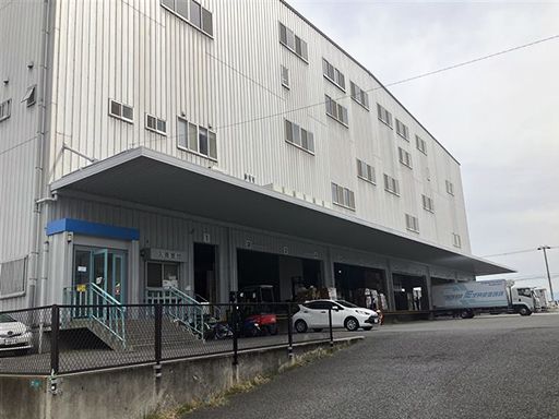 吉川運輸株式会社　みなとセンター営業所